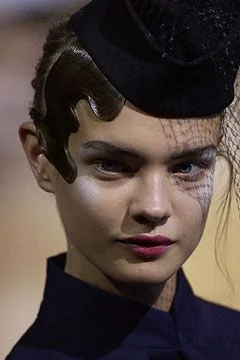 Look 5